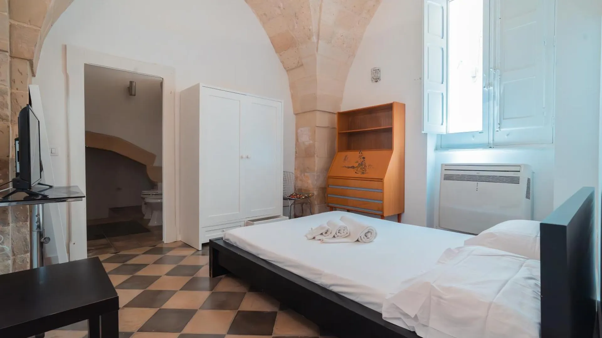 Don Rocco Historic Apartment Lecce 0*,  Italy